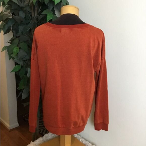 PINK Rose Large rust colored sweatshirt - Picture 9 of 16